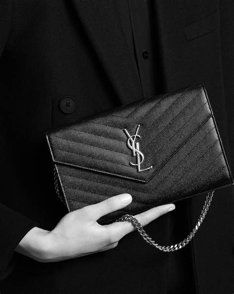 saint laurent monogram ysl matelasse leather wallet-on-chain black